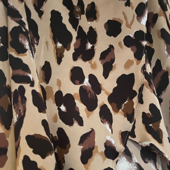Brand New Wrap Skirt - Picture 3 of 4
